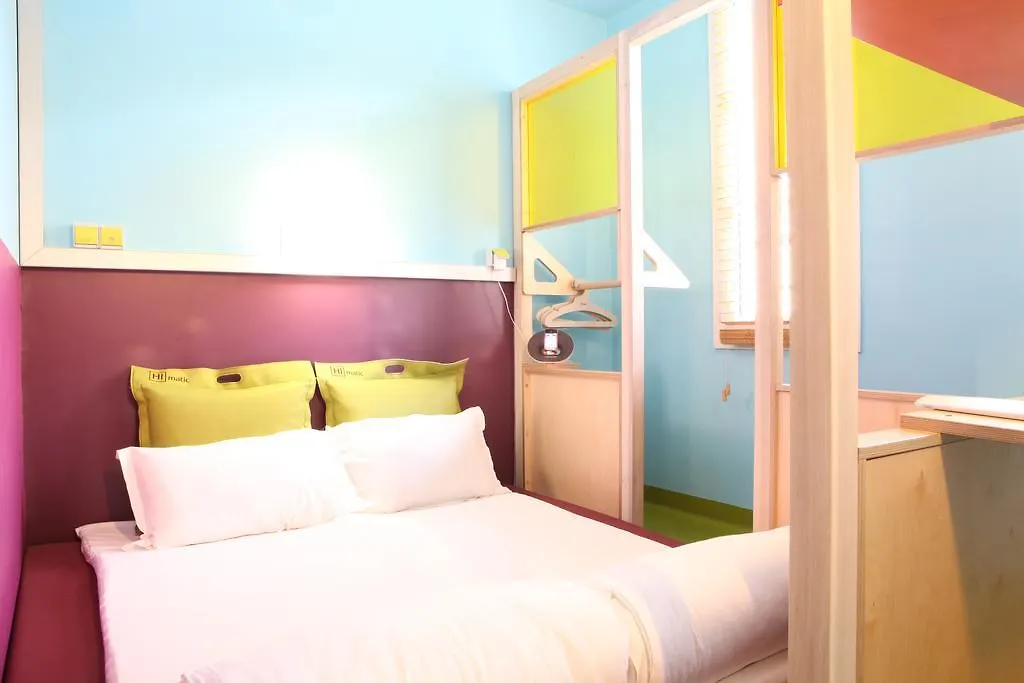 Hotel Exquis París 3*,